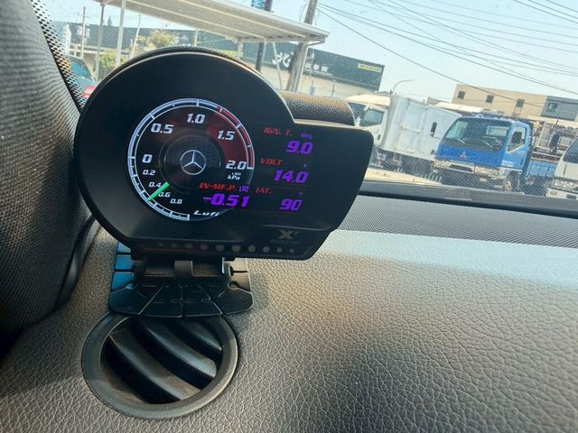 M-BENZ賓士 C250  第10張相片