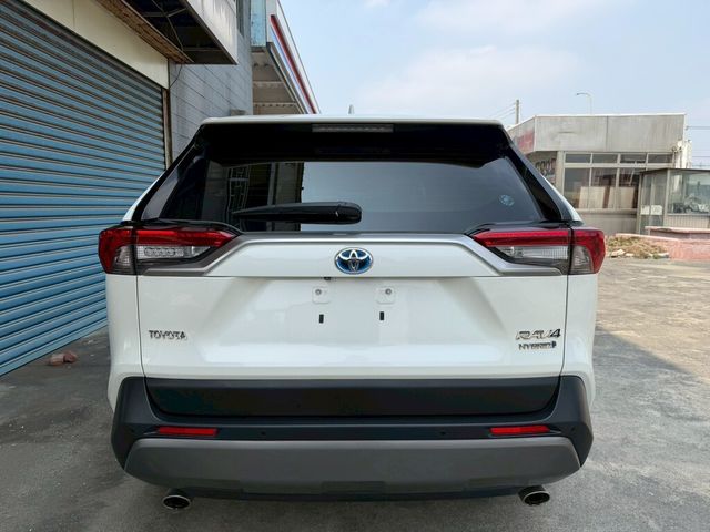 TOYOTA豐田 RAV4  第4張相片