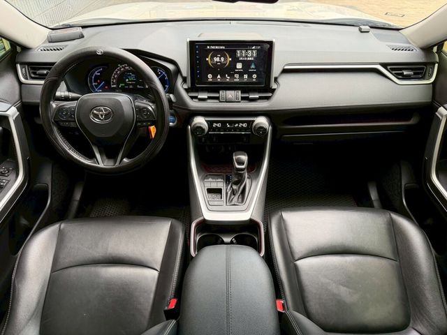 TOYOTA豐田 RAV4  第10張相片