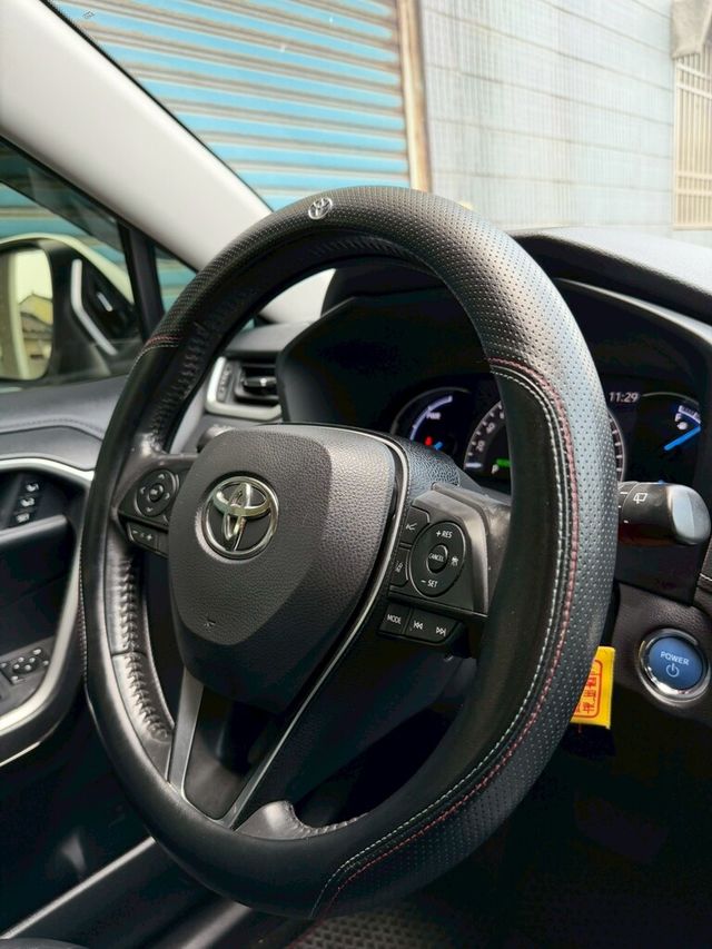 TOYOTA豐田 RAV4  第14張相片