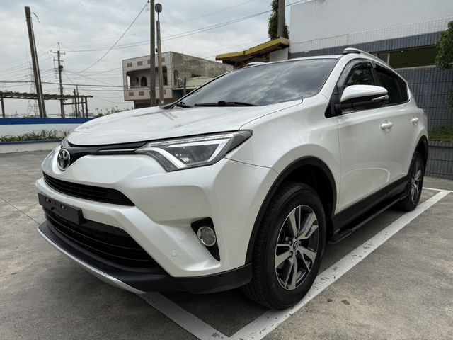 TOYOTA豐田 RAV4  第4張相片