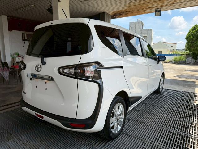 TOYOTA豐田 SIENTA  第6張相片