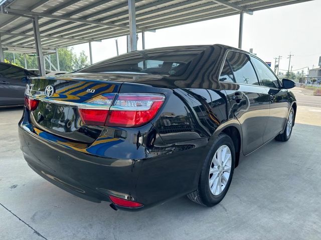 TOYOTA豐田 CAMRY  第2張相片