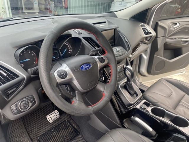 FORD福特 KUGA  第7張相片