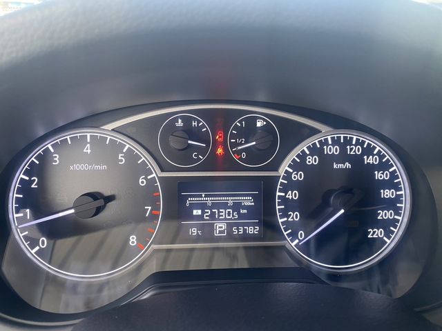 NISSAN日產 TIIDA  第19張相片