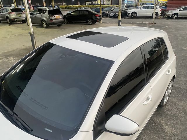 VOLKSWAGEN福斯 GOLF GTI  第29張相片