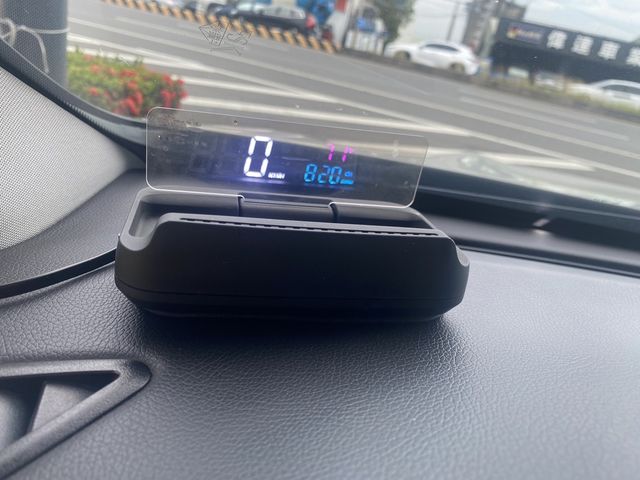 M-BENZ賓士 GLA200  第7張相片