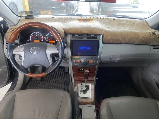 TOYOTA豐田 ALTIS  第3張相片