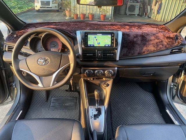 TOYOTA豐田 YARIS  第4張相片