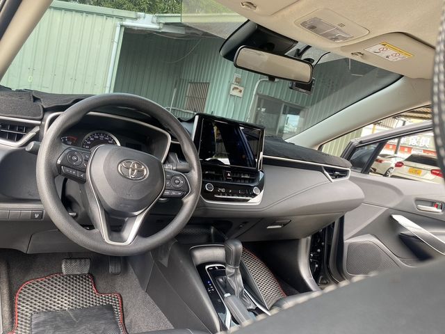 TOYOTA豐田 ALTIS  第6張相片