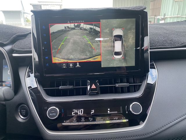 TOYOTA豐田 ALTIS  第7張相片