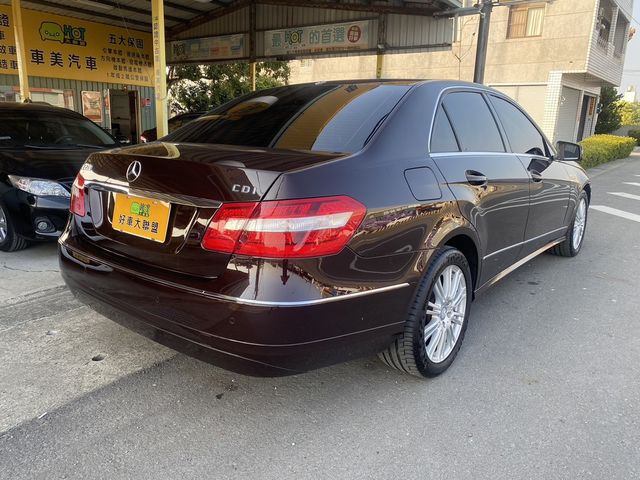 M-BENZ賓士 E220D  第2張相片