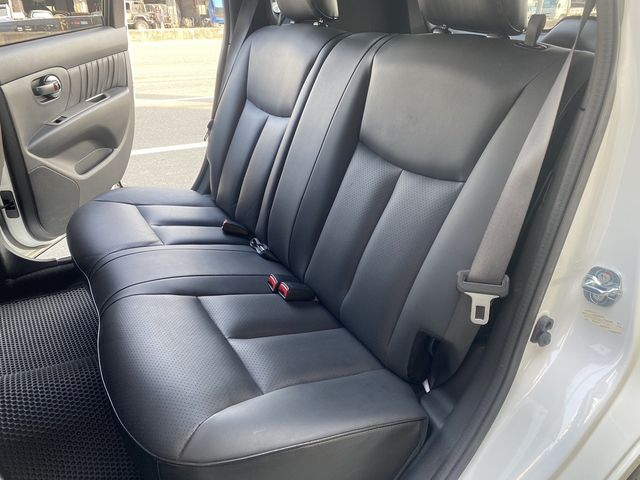 NISSAN日產 LIVINA  第8張相片