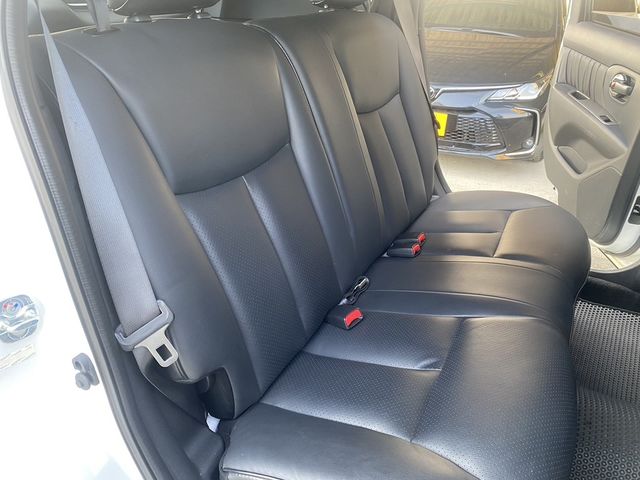 NISSAN日產 LIVINA  第10張相片