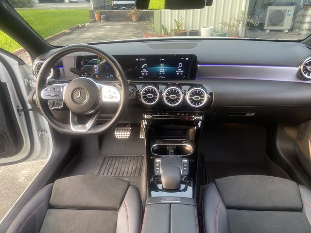 M-BENZ賓士 A180  第5張相片