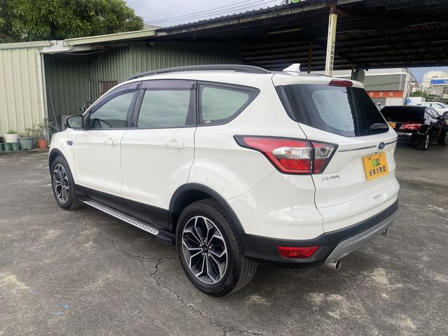 FORD福特 KUGA  第12張相片