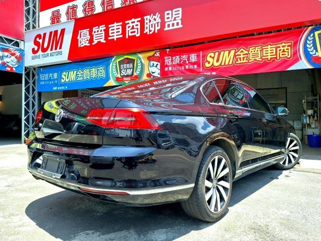 一手車庫車 有認證 柴油 400TDI 加裝ACC跟車 盲點偵測 車道置中 自動停車 車美無瑕疵 省油有力馬力大 可全貸  第2張相片