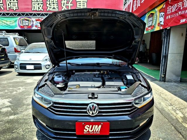 一手車庫車 有認證 柴油 400TDI 加裝ACC跟車 盲點偵測 車道置中 自動停車 車美無瑕疵 省油有力馬力大 可全貸  第19張相片