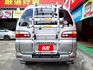 4WD 露營車 變頻冷氣 400ah電池 4千瓦逆變器 220*150全尺寸大床 室內變化多 全車大整理無待修改裝數十萬  第4張縮圖