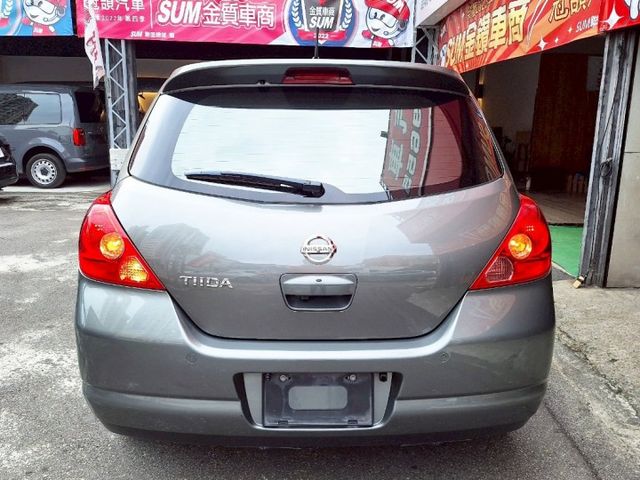 一手車庫車 有認證 只跑8萬公里 內裝超美 空間超大 原廠版件 無碰撞 I-KEY 安卓機 導航 定速 SRS  第4張相片