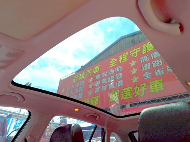 認證車 1.4 五門版 空間大 好利用 定期保養 車況讚 0頭款 可全貸  第9張相片