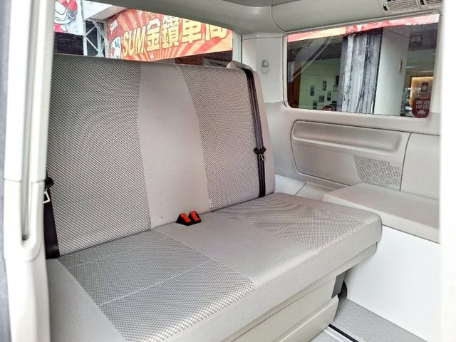 一手認證車 全程原廠保養  California Beach 五星級Villa的露營車宿 全家的移動城堡 0頭款 可全貸  第10張相片