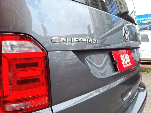 一手認證車 全程原廠保養  California Beach 五星級Villa的露營車宿 全家的移動城堡 0頭款 可全貸  第17張相片
