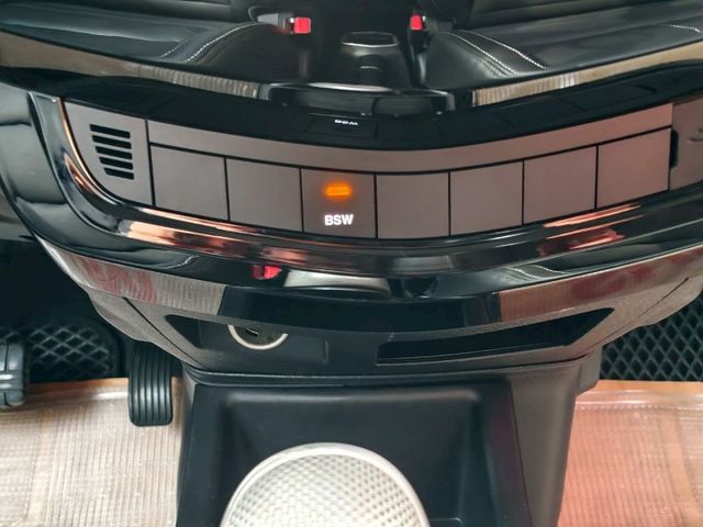 一手車 有認證 全車無碰撞 原廠版件 只跑4萬多 車美如新無待修 省油好養空間大 享2年5萬公里保固 0頭款 可全貸  第16張相片