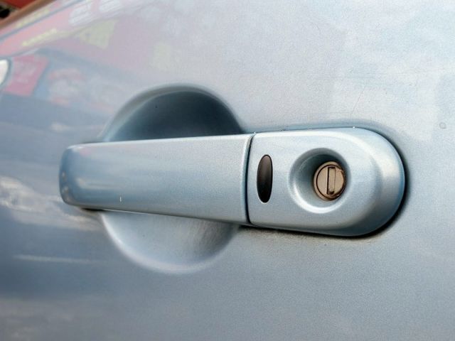 1.8 七人座 有顧車 全程原廠保養 內裝超漂亮 底盤安靜無異音 0頭款 可全貸  第11張相片