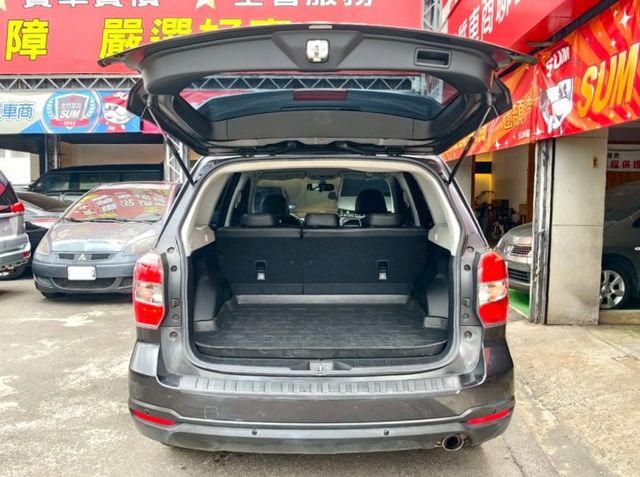 一手車 有認證 AWD 跑少 定期保養 車況極佳 自然進氣 好養 沒毛病 多功能休旅車 0頭款 可全貸  第16張相片