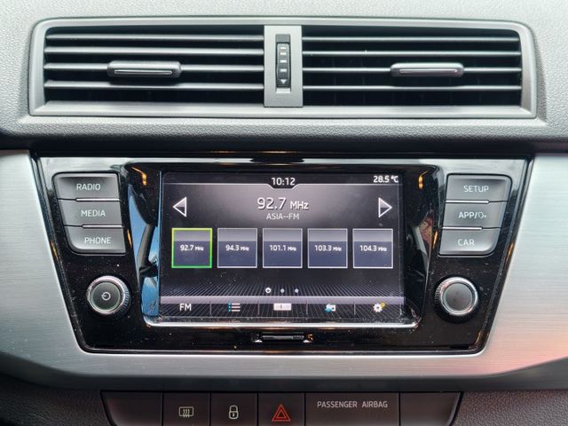 一手車 有認證 定期保養 無碰撞 車美無暇疵 ACC跟車 好開省油又安全 0頭款 可全貸  第11張相片