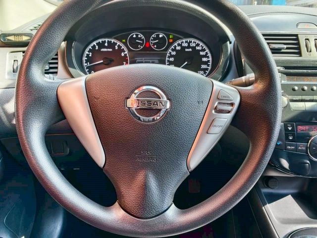 認證車 跑少 定期保養 車美狀況佳 I-KEY 雙區恆溫 省油空間大 好開好養沒毛病 0頭款 可全貸  第9張相片