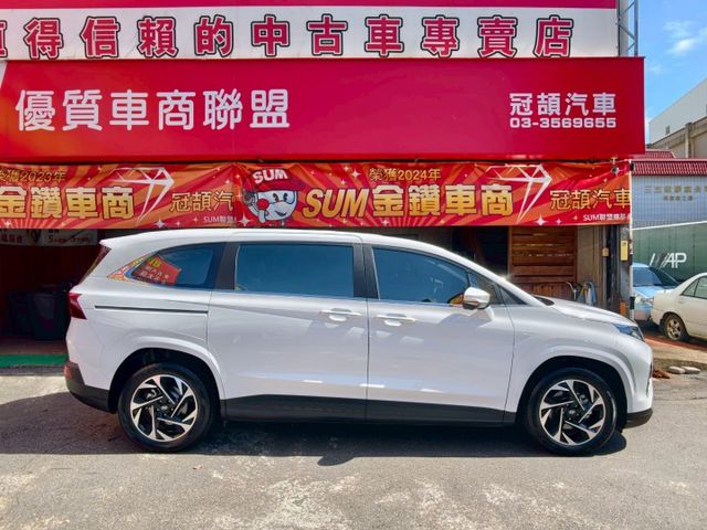 認證車 原廠保固中 A款 旗艦版 選配全景雙天窗 車美無暇 0頭款 可全貸  第5張相片