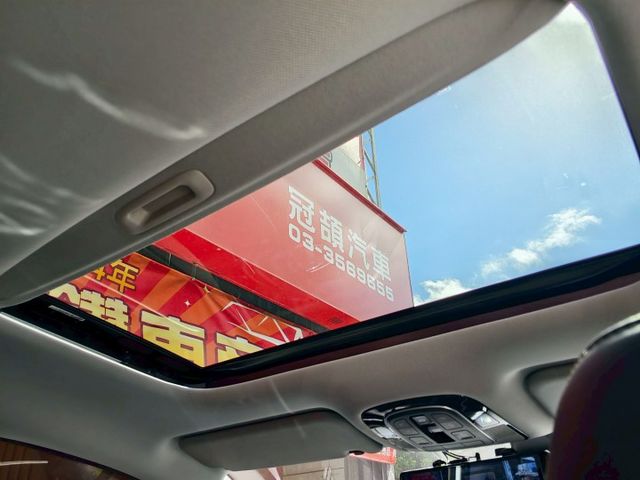 認證車 原廠保固中 A款 旗艦版 選配全景雙天窗 車美無暇 0頭款 可全貸  第10張相片