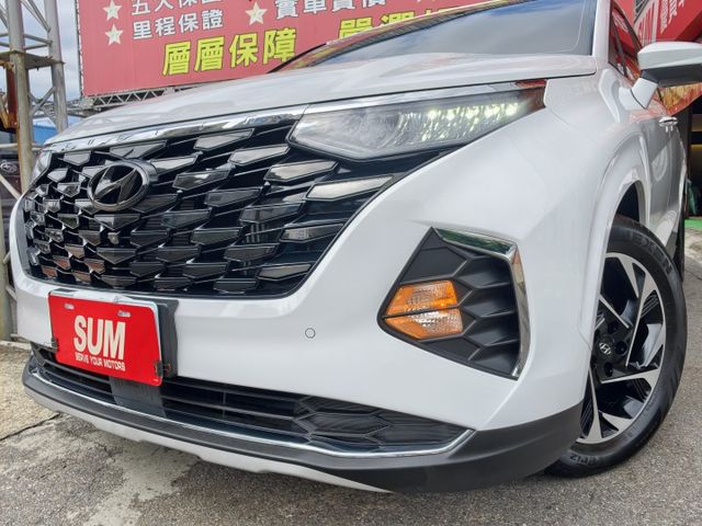 認證車 原廠保固中 A款 旗艦版 選配全景雙天窗 車美無暇 0頭款 可全貸  第20張相片