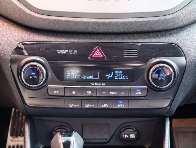 認證車 全程原廠保養 車況佳 無待修 全景大天窗 360環景 盲點偵測 電尾門 電動椅 配備超多 歡迎預約賞車  第12張相片