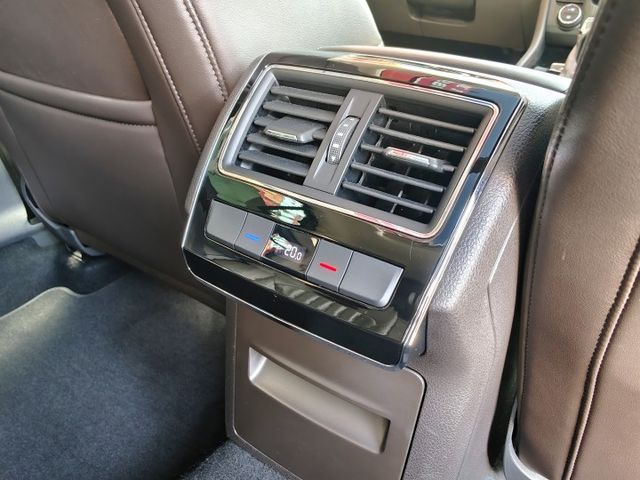 認證車 極品美車 尊榮動力L&K版 一手車庫車 全程原廠保養 只跑6萬多 4X4 280匹大馬力 全景天窗 超多配備  第16張相片