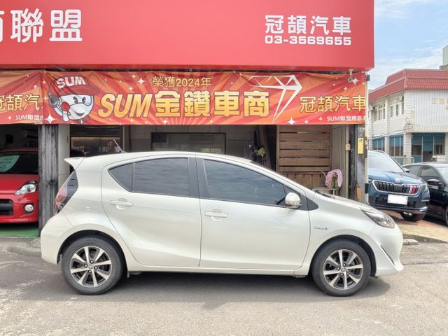 認證車 內裝乾淨無異味 車美無暇 每天上下班油錢真的差很多 小車好開好停 這台很剛好 0頭款 可全貸 歡迎預約試乘  第5張相片