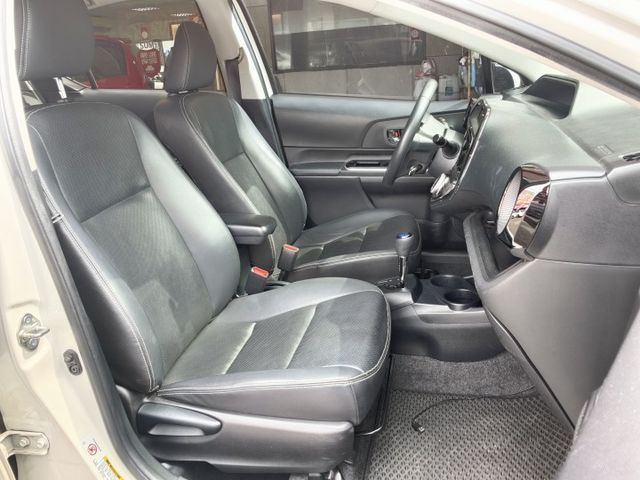 認證車 內裝乾淨無異味 車美無暇 每天上下班油錢真的差很多 小車好開好停 這台很剛好 0頭款 可全貸 歡迎預約試乘  第7張相片