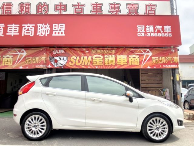 頂級運動S版 定期保養 車況讚 I-KEY 恆溫 前後行車紀錄器 代步車首選 好開好養稅金省 0頭款 可全貸  第5張相片