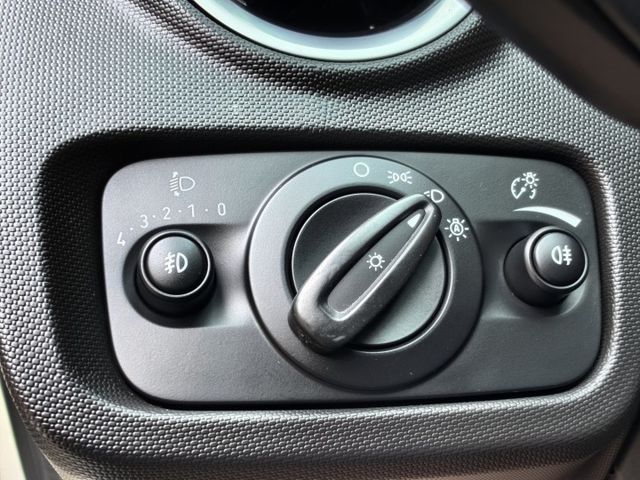 頂級運動S版 定期保養 車況讚 I-KEY 恆溫 前後行車紀錄器 代步車首選 好開好養稅金省 0頭款 可全貸  第12張相片