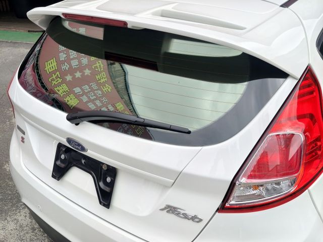 頂級運動S版 定期保養 車況讚 I-KEY 恆溫 前後行車紀錄器 代步車首選 好開好養稅金省 0頭款 可全貸  第19張相片