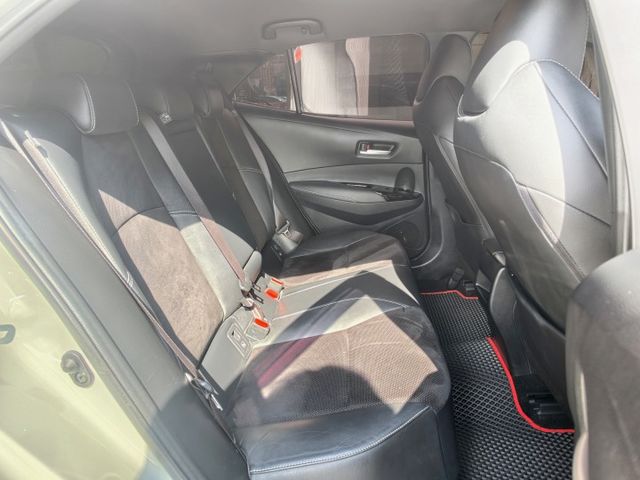 認證車 頂級旗艦版 極品美車 車況極佳 享一年2萬公里保固 0頭款 可全貸  第8張相片