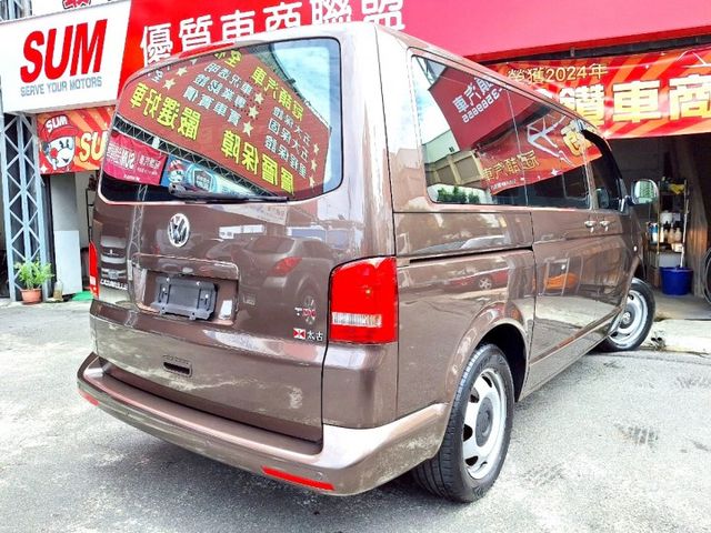 認證車 自用車 跑少 短軸8人座 加裝駐車冷氣 600Ah電池 2張床椅 可車宿露營 載人 0頭款 可全貸  第2張相片