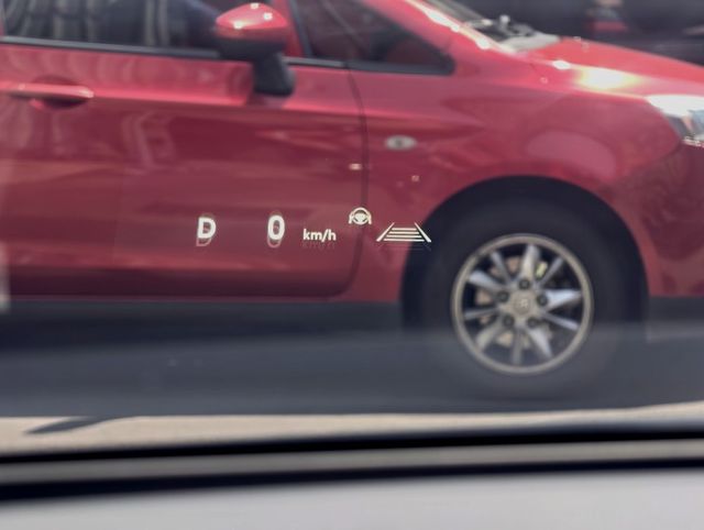 認證車 小改款 數位儀表 360環景 實跑5萬 原廠保固中 車美無碰撞 歡迎預約試乘賞車 0頭款 可全貸  第11張相片