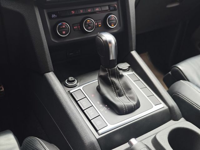 認證車 頂級Aventura版 新車198.8萬 消光灰 超有質感 加裝安卓機 360環景 前保桿側踏防撞漆 車美無暇  第13張相片