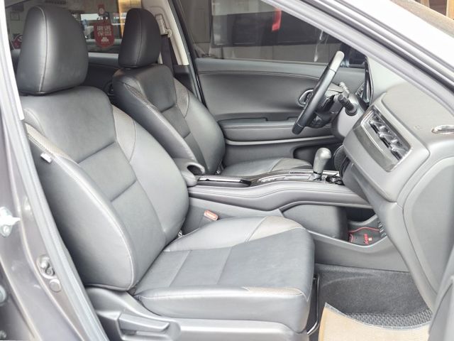 認證車 頂級S版 全程原廠保養 底盤安淨無漏油 內裝乾淨無異味 車美便宜賣 享2年5萬保固 0頭款 可全貸  第7張相片