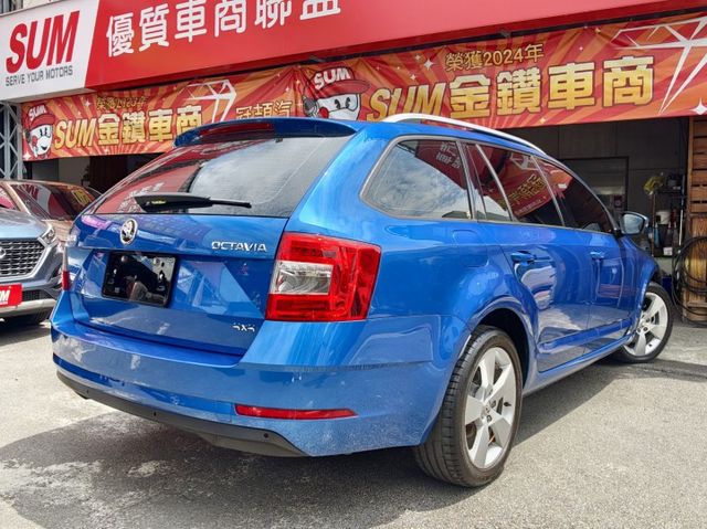 認證車 跑少 稀有1.8 COMBI 4X4 定期保養 車況極佳 車美無暇 有SUM五大保證 0頭款 可全貸  第2張相片