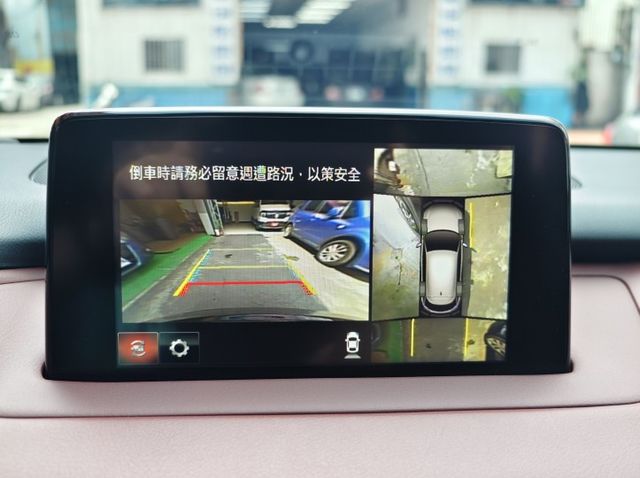 認證車 頂級旗艦進化版 AWD 只跑6萬多 高C/P值 車美無暇 享一年2萬保固 0頭款 可全貸  第13張相片