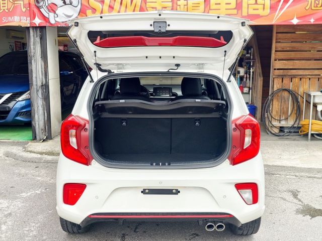 認證車 GT-LINE版 只跑6萬多 帥氣外型 精緻內裝 配備豐富 歡迎預約試乘 0頭款 可全貸  第14張相片